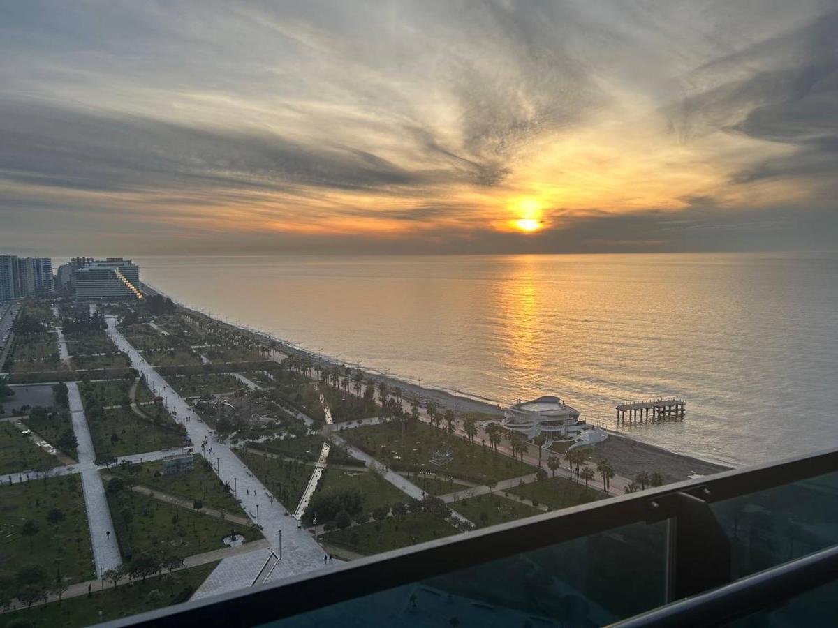 Студия С Потрясающим Видом На Море В Orbi Beach Tower Batumi Exteriér fotografie